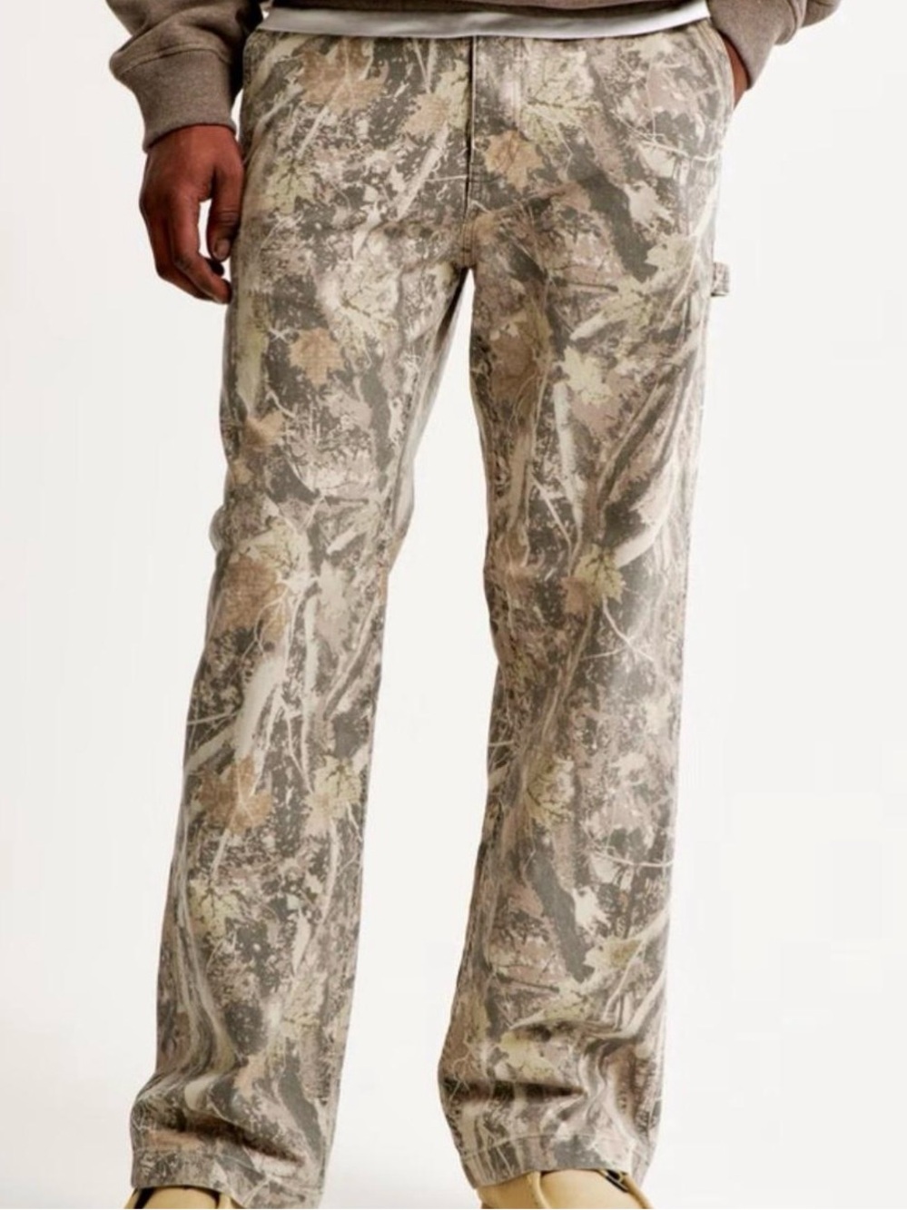 Abercrombie baggy camo jeans